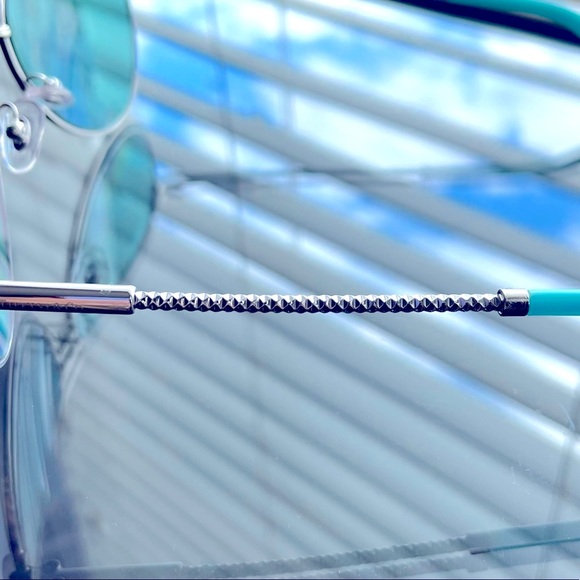 ❌SOLD❌ New TIFFANY & CO Diamond Point Sunglasses - Picture 6 of 10